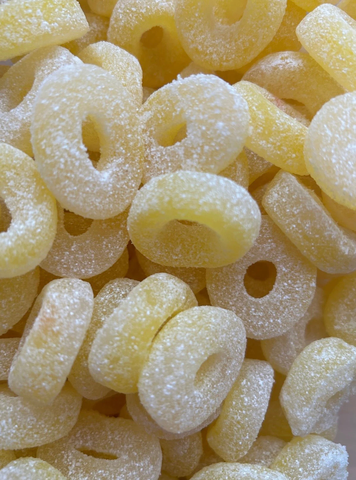 Sour Pineapple Rings ( per 100 g )